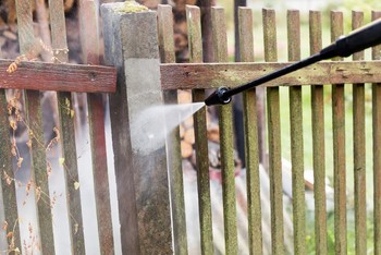 Deck & Fence Cleaning in Siesta Key, Florida