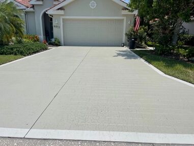 Driveway Pressure Washing in Sarasota, FL (2)