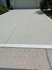 Driveway Pressure Washing in Sarasota, FL (1)