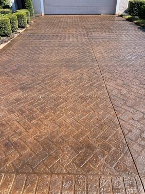 Driveway Pressure Washing in Brandon, Fl (1)