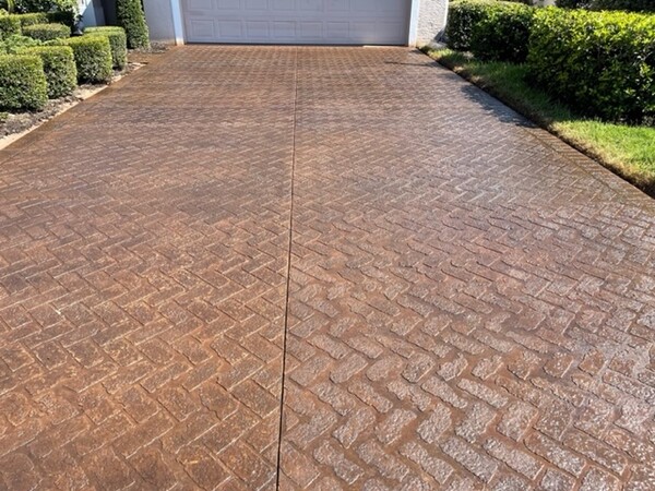 Driveway Pressure Washing in Brandon, Fl (3)